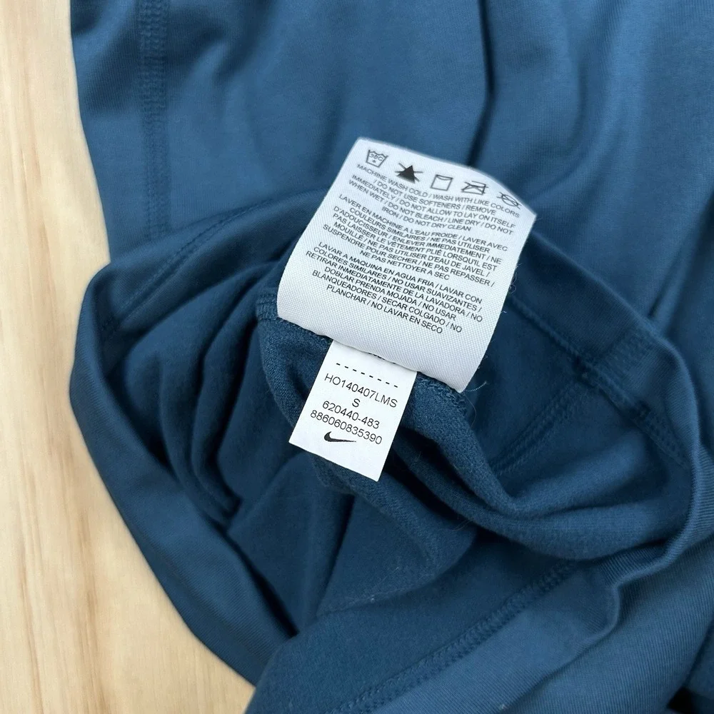 Nike Pro Womens Half Zip Long Sleeve Pullover Blue Small Activewear Top